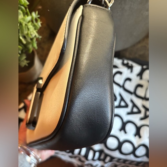 Authentic MARC JACOB Bicolor leather magnetic flap 2 straps shoulder/Crosby - Picture 5 of 16